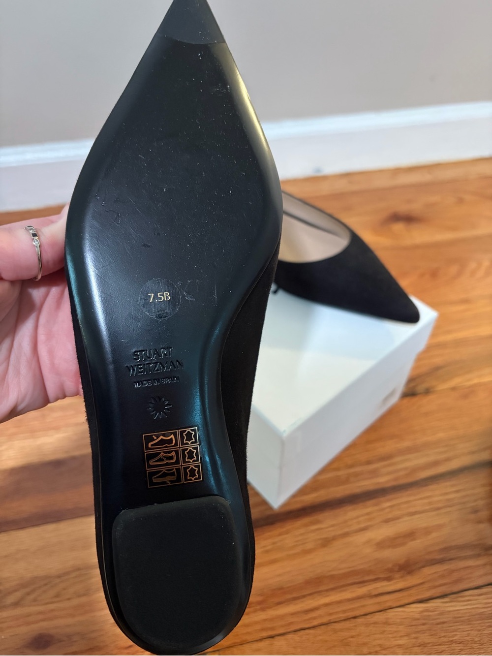 Stuart Weitzman Black Pointed Suede Flats - Picture 3 of 6